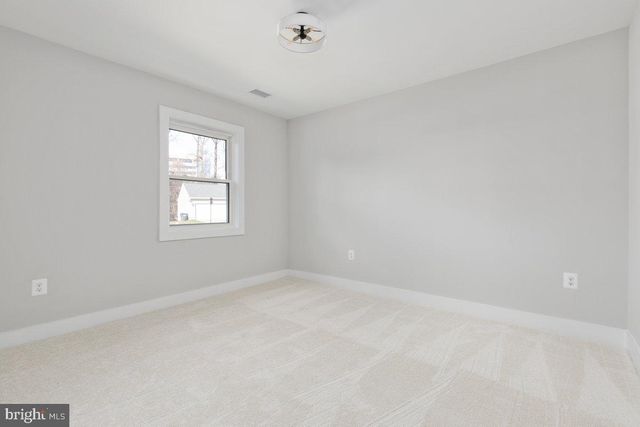 7944 FREEHOLLOW DR, Falls Church, VA 22042