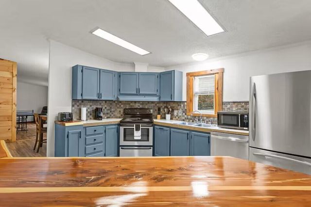 1325 Star Gap Road, Stanton, KY 40380