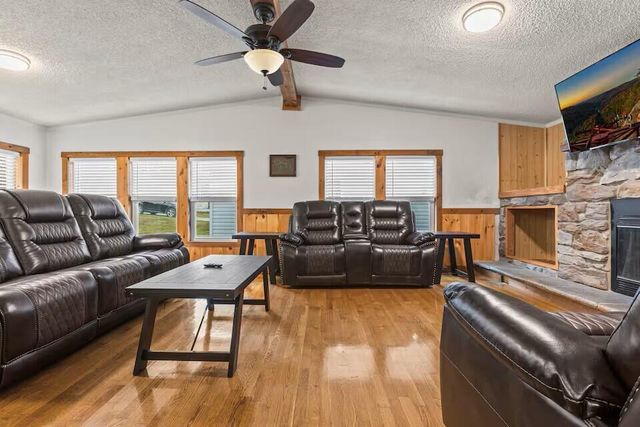 1325 Star Gap Road, Stanton, KY 40380