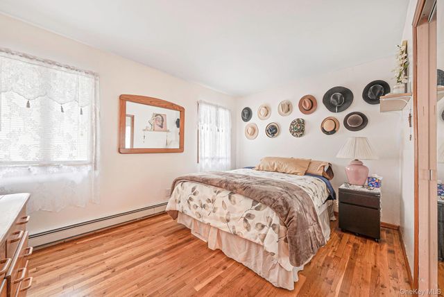 28 Manchester Boulevard, Wheatley Heights, NY 11798
