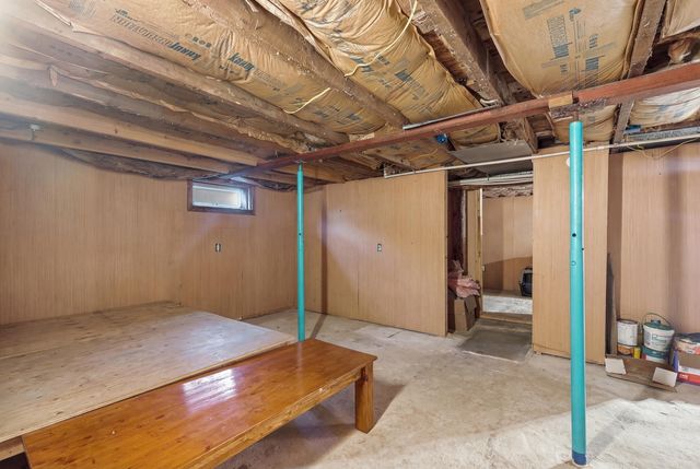 8459 S Maple Island Road, Fremont, MI 49412