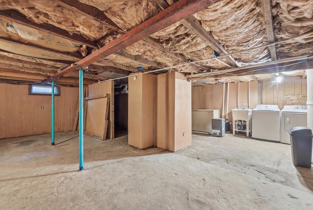 8459 S Maple Island Road, Fremont, MI 49412