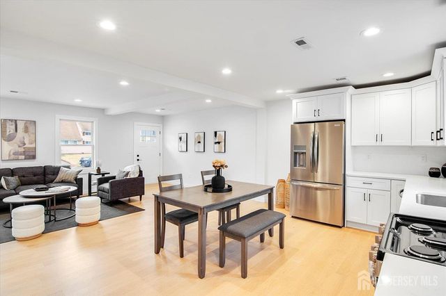 130 Ridge Road, Colonia, NJ 07067