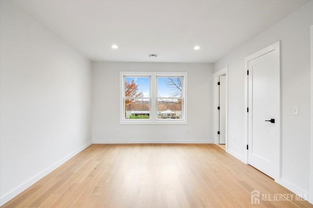 130 Ridge Road, Colonia, NJ 07067