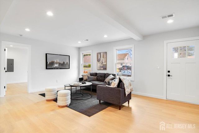 130 Ridge Road, Colonia, NJ 07067