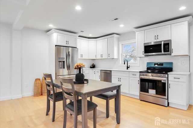 130 Ridge Road, Colonia, NJ 07067