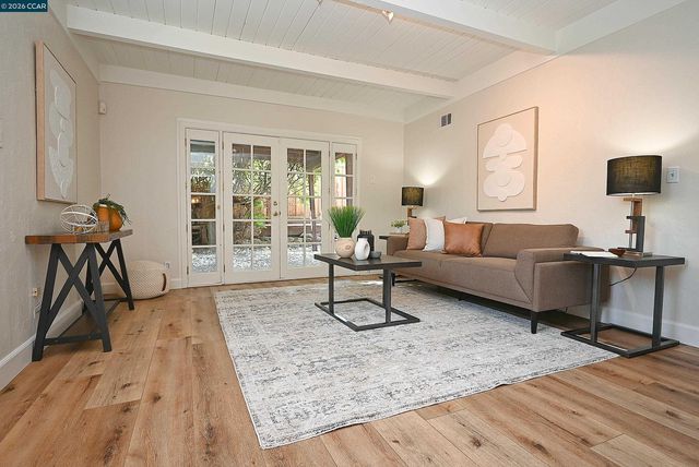 385 Maureen Ln, Pleasant Hill, CA 94523