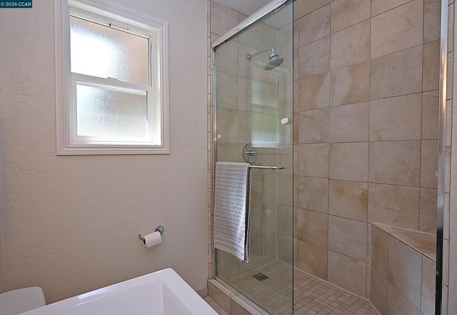 385 Maureen Ln, Pleasant Hill, CA 94523