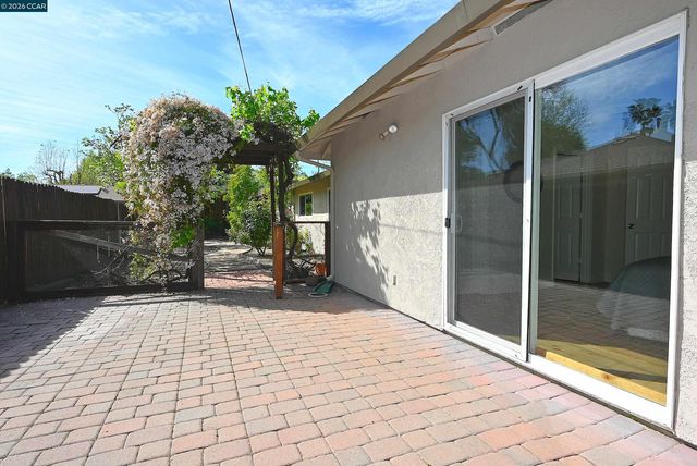 385 Maureen Ln, Pleasant Hill, CA 94523