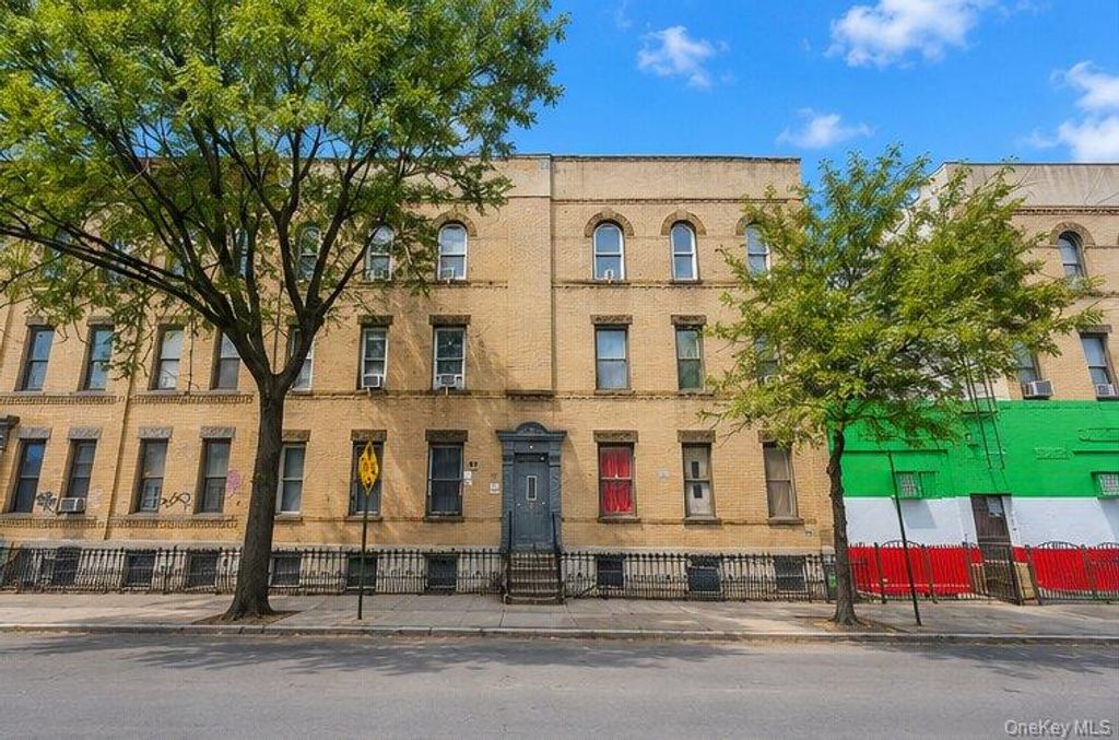 695 Meeker Avenue, Brooklyn, NY 11222