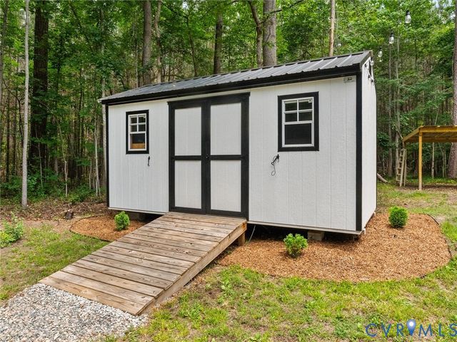 2010 Ridge Rd, Powhatan, VA 23139