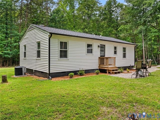 2010 Ridge Rd, Powhatan, VA 23139