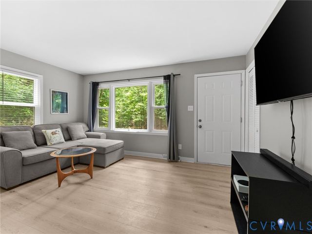 2010 Ridge Rd, Powhatan, VA 23139