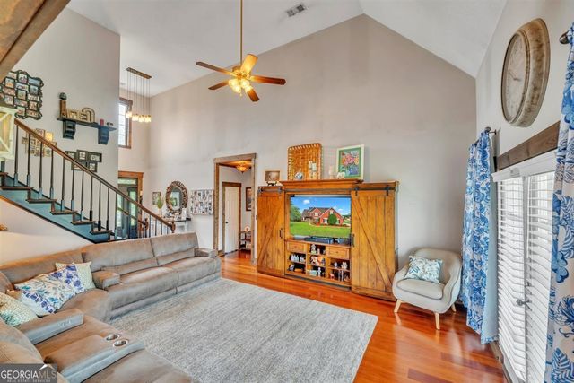 218 Knob Hill Drive, Warner Robins, GA 31088