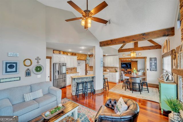 218 Knob Hill Drive, Warner Robins, GA 31088