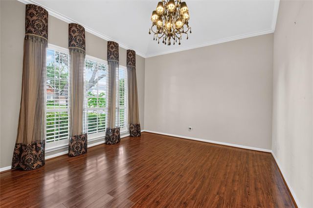 314 Bridge Crest Boulevard, Houston, TX 77082