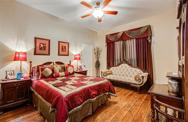 314 Bridge Crest Boulevard, Houston, TX 77082
