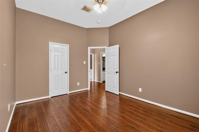 314 Bridge Crest Boulevard, Houston, TX 77082
