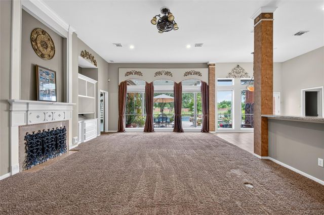 314 Bridge Crest Boulevard, Houston, TX 77082