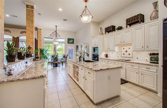 314 Bridge Crest Boulevard, Houston, TX 77082