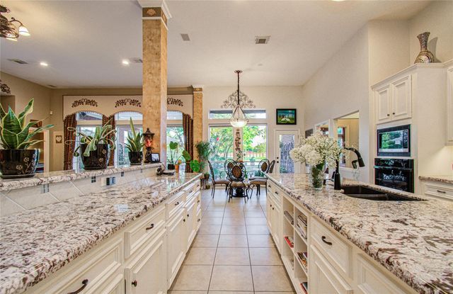 314 Bridge Crest Boulevard, Houston, TX 77082