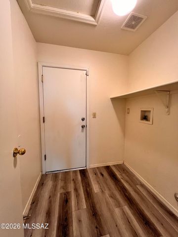 10046 E Paseo San Rosendo, Tucson, AZ 85747