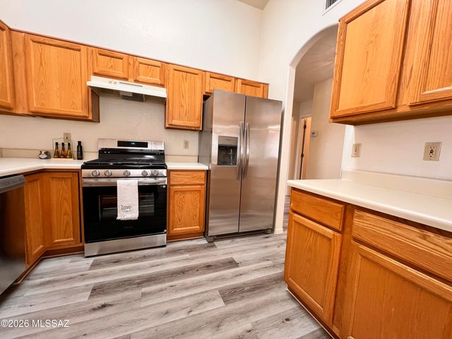 10046 E Paseo San Rosendo, Tucson, AZ 85747