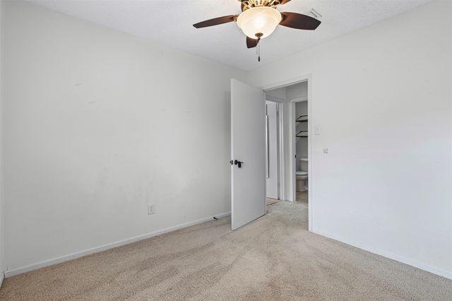 602 N Clay Street, Ennis, TX 75119