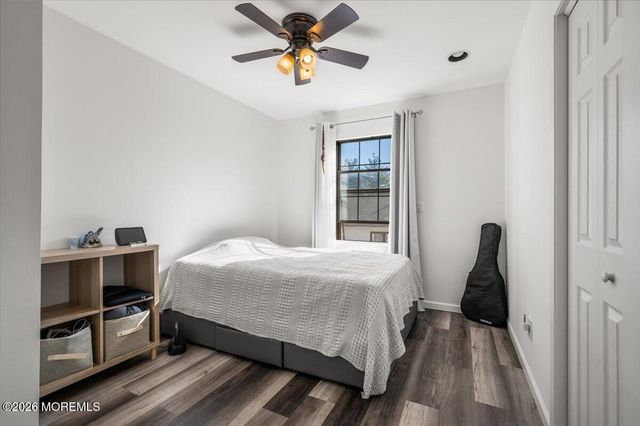 54 Queens Way, Englishtown, NJ 07726