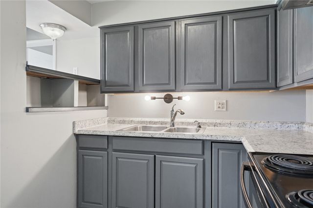 5717 Resik Drive, Huber Heights, OH 45424