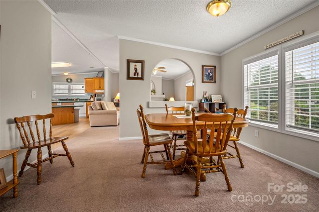 198 Twin Creeks Road, Mooresboro, NC 28114