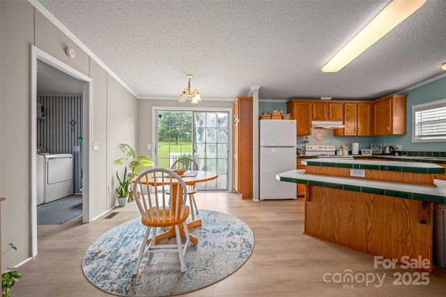 198 Twin Creeks Road, Mooresboro, NC 28114