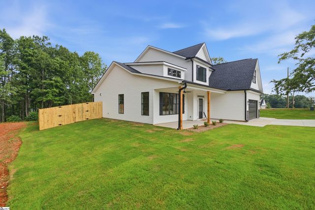 57 Mccauley Lane, Travelers Rest, SC 29690