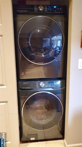 705 Mainsail Lane, Secaucus, NJ 07094