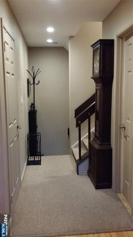 705 Mainsail Lane, Secaucus, NJ 07094