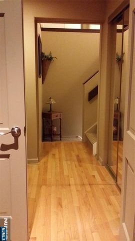 705 Mainsail Lane, Secaucus, NJ 07094