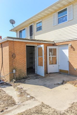 1129 S Dekalb Street, Hobart, IN 46342