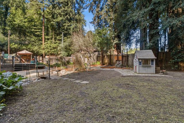 120 Madrona Way, Ben Lomond, CA 95005