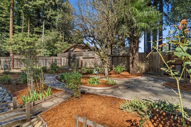120 Madrona Way, Ben Lomond, CA 95005
