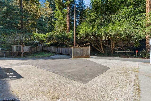 120 Madrona Way, Ben Lomond, CA 95005