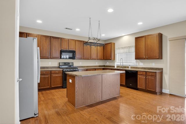 112 Colville Road, Mooresville, NC 28117