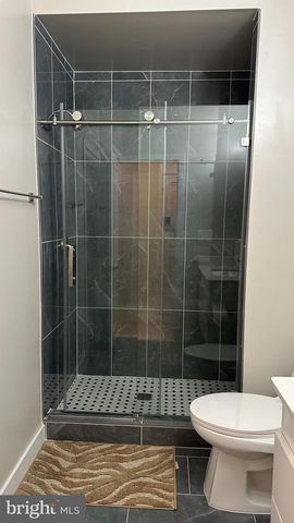 235 VALLEY AVE SE, Washington, DC 20032