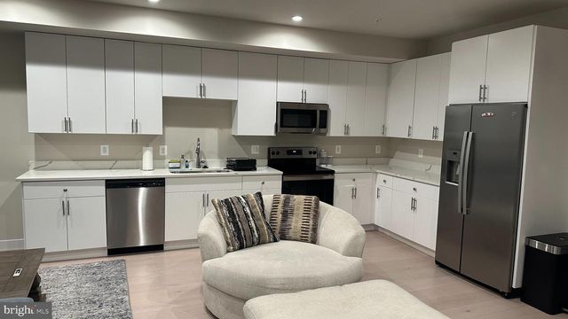 235 VALLEY AVE SE, Washington, DC 20032