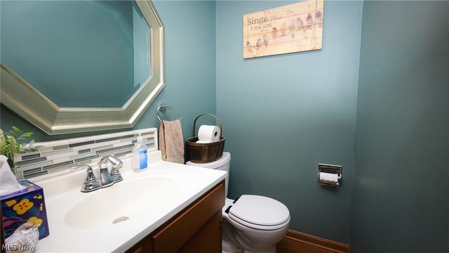5387 Cherokee Avenue NW, North Canton, OH 44720