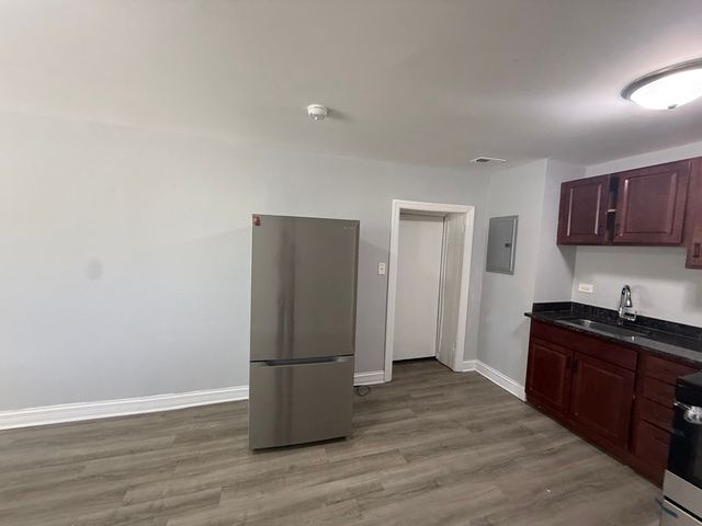 2100 S 51st Avenue 2, Cicero, IL 60804