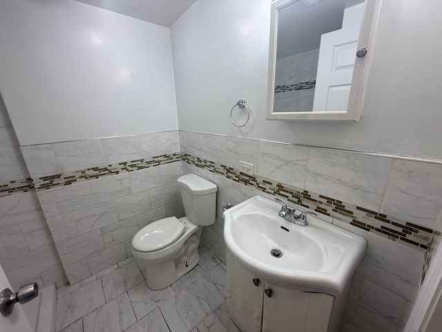 2100 S 51st Avenue 2, Cicero, IL 60804