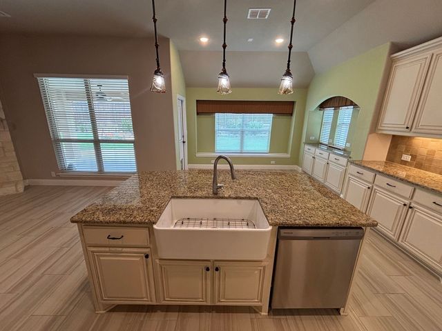 1104 Canterbury Lane, Forney, TX 75126