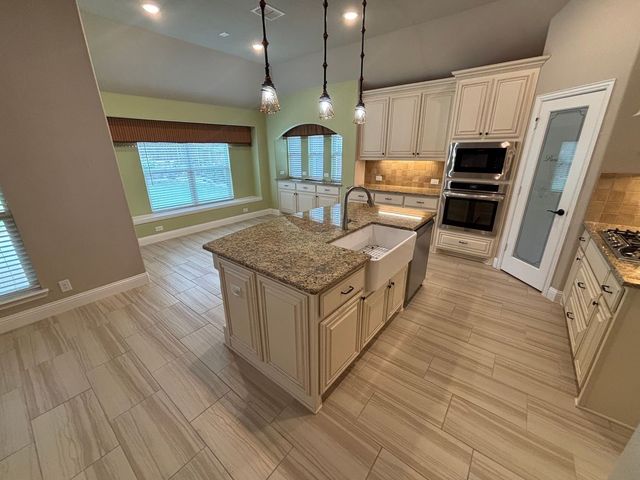 1104 Canterbury Lane, Forney, TX 75126