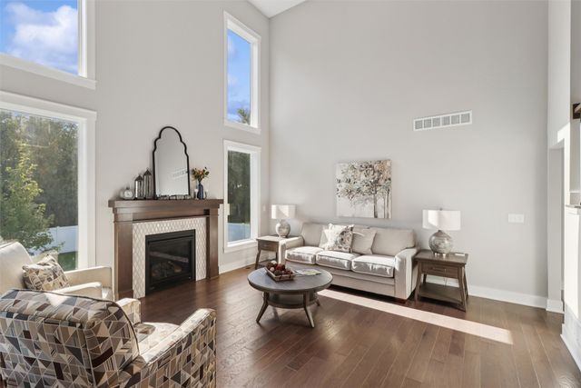 420 NW Georgetown Drive, Waukee, IA 50263