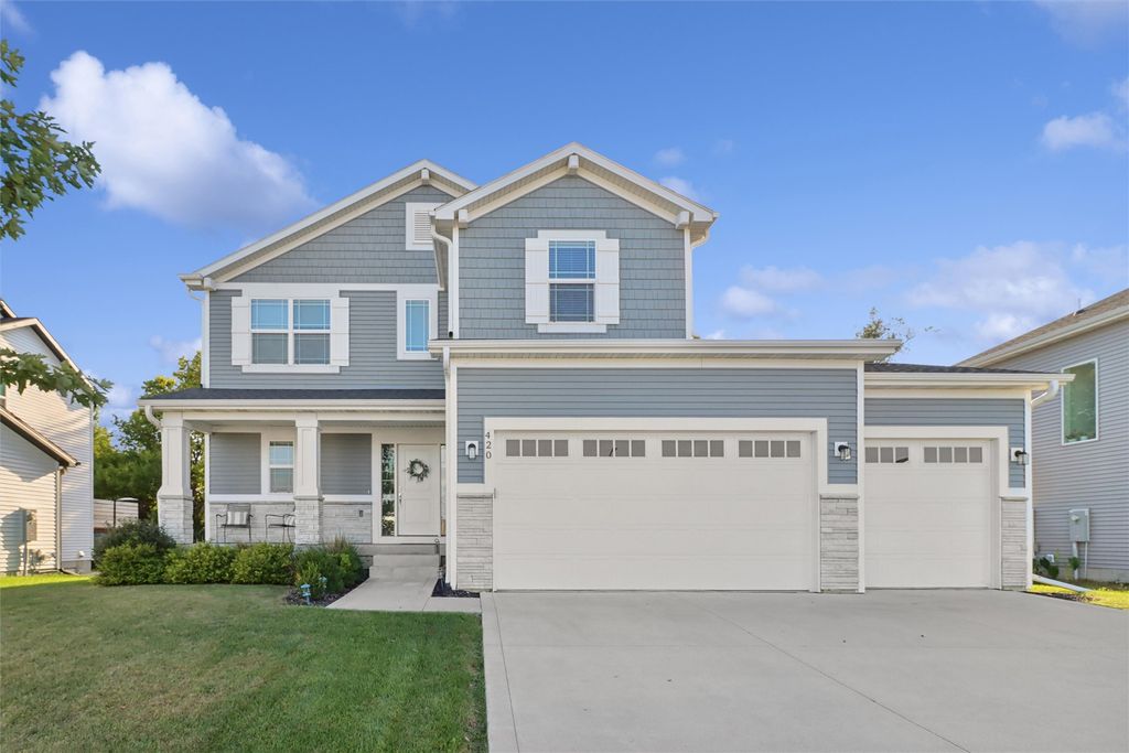 420 NW Georgetown Drive, Waukee, IA 50263